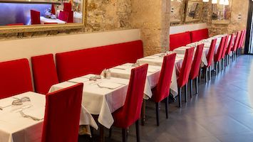 Groupe touristique France Europe USA restaurant traditionnel méditerranéen provençal