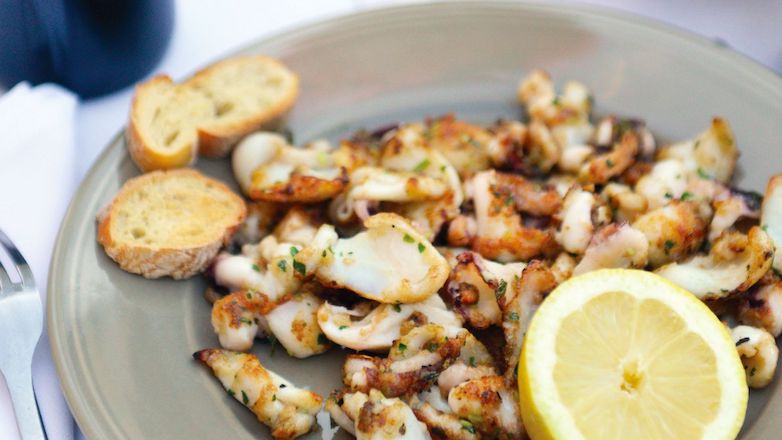 Spécialités méditerranéennes, le goût du Sud sur la Place aux Huiles